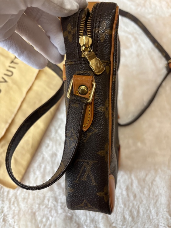 ダヌーブ（ブランドバッグ）の商品画像 - 査定依頼日：2025年11月28日 - 最高査定価格：70,000円