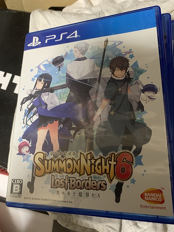 バイオハザードR E:2 サモンナイト5失われた境界たち（ゲーム機本体・ゲームソフト）の商品画像 - 査定依頼日：2020年1月27日 - 最高査定価格：4,400円