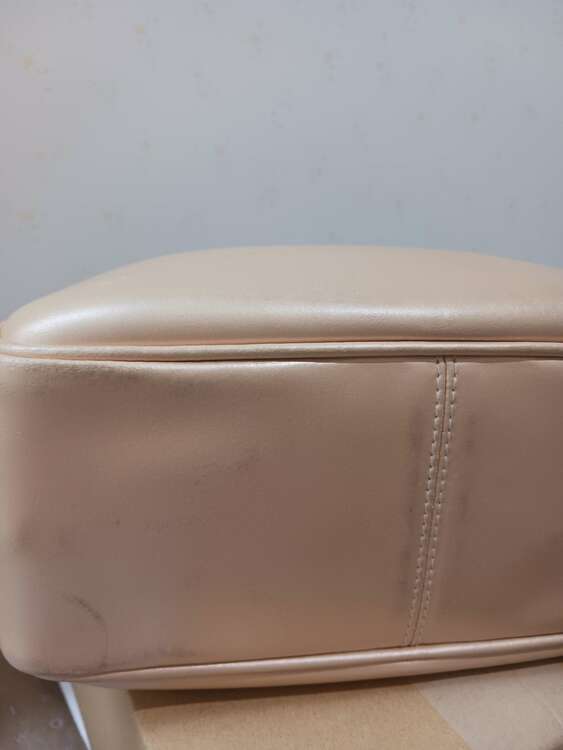 その他 フルラ （ブランドバッグ）の商品画像 - 査定依頼日：2025年3月10日 - 最高査定価格：1,000円