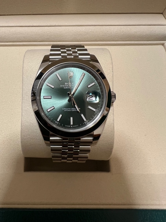 126300（高級時計）の商品画像 - 査定依頼日：2026年3月12日 - 最高査定価格：1,840,000円