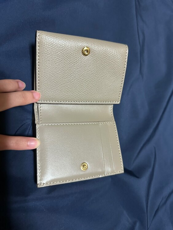 フェンディ  （ブランドバッグ）の商品画像 - 査定依頼日：2025年2月1日 - 最高査定価格：15,000円