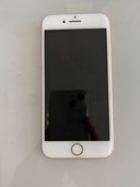 Apple社iPhone8（スマホ）の商品画像 - 査定依頼日：2023年9月21日 - 最高査定価格：8,300円