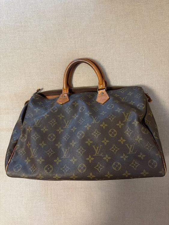 LOUIS VUITTON（ルイ・ヴィトン）モノグラム スピーディ40（ブランドバッグ）の商品画像 - 査定依頼日：2026年10月4日 - 最高査定価格：25,000円