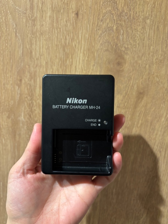 D3300（カメラ）の商品画像 - 査定依頼日：2026年1月29日 - 最高査定価格：22,000円