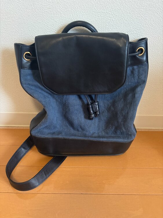 デニム　レザー　リュック（ブランドバッグ）の商品画像 - 査定依頼日：2026年6月14日 - 最高査定価格：150,000円
