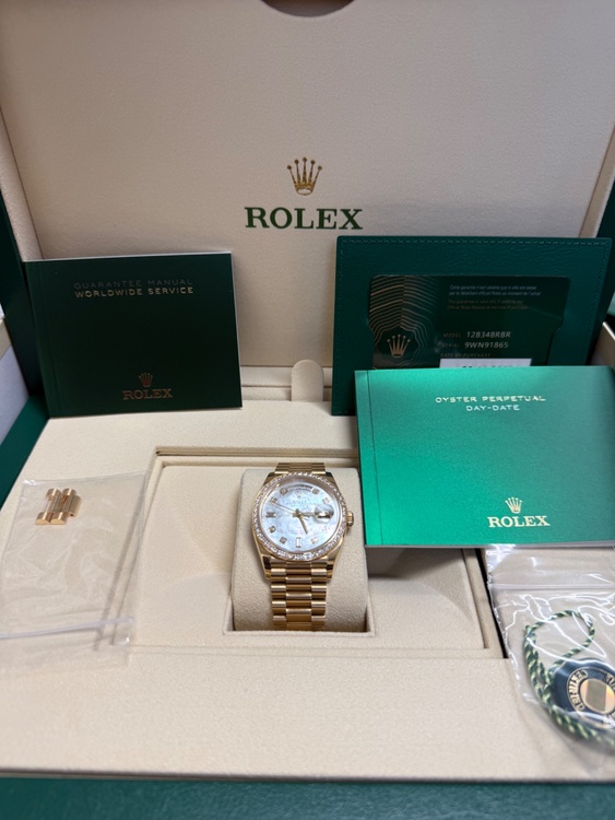 デイデイト（高級時計）の商品画像 - 査定依頼日：2026年2月16日 - 最高査定価格：9,300,000円