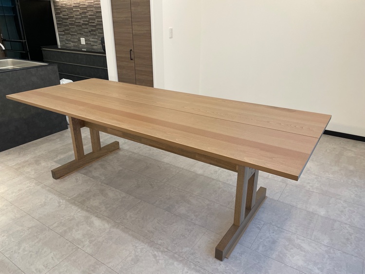 IKEA クリムプフィエル（ダイニングテーブル）（家具・寝具）の商品画像 - 査定依頼日：2026年7月1日 - 最高査定価格：3,000円
