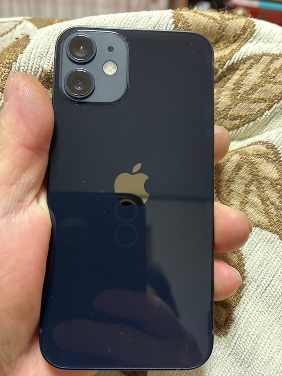 iPhone 12 mini 64GB Softbank（スマホ）の商品画像 - 査定依頼日：2026年3月31日 - 最高査定価格：20,000円