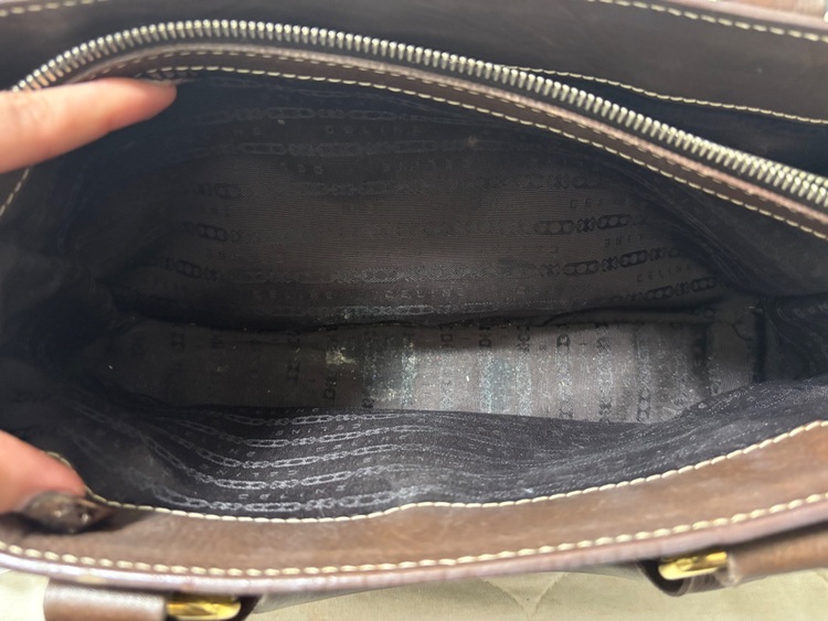 セリーヌ  （ブランドバッグ）の商品画像 - 査定依頼日：2025年11月19日 - 最高査定価格：25,000円