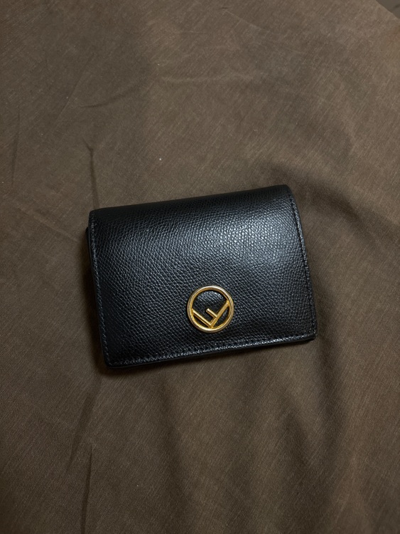 フェンディ  （ブランドバッグ）の商品画像 - 査定依頼日：2025年10月15日 - 最高査定価格：15,000円