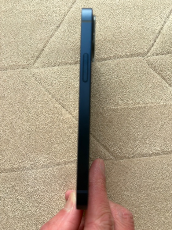 MGDP3J/A（スマホ）の商品画像 - 査定依頼日：2026年3月6日 - 最高査定価格：18,000円