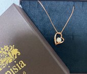 lapisia スワロフスキー オープンハート レディース ネックレス（金・貴金属）の商品画像 - 査定依頼日：2022年8月21日 - 最高査定価格：500円