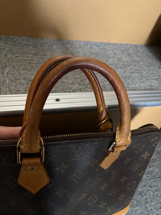 アルマ（ブランドバッグ）の商品画像 - 査定依頼日：2026年2月18日 - 最高査定価格：25,000円