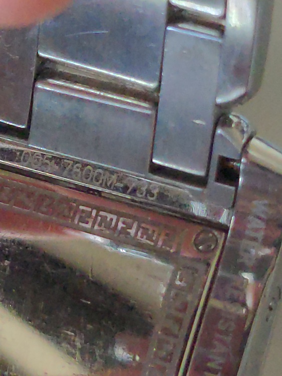 FENDI 腕時計 （ブランド財布・小物）の商品画像 - 査定依頼日：2020年4月29日 - 最高査定価格：4,000円