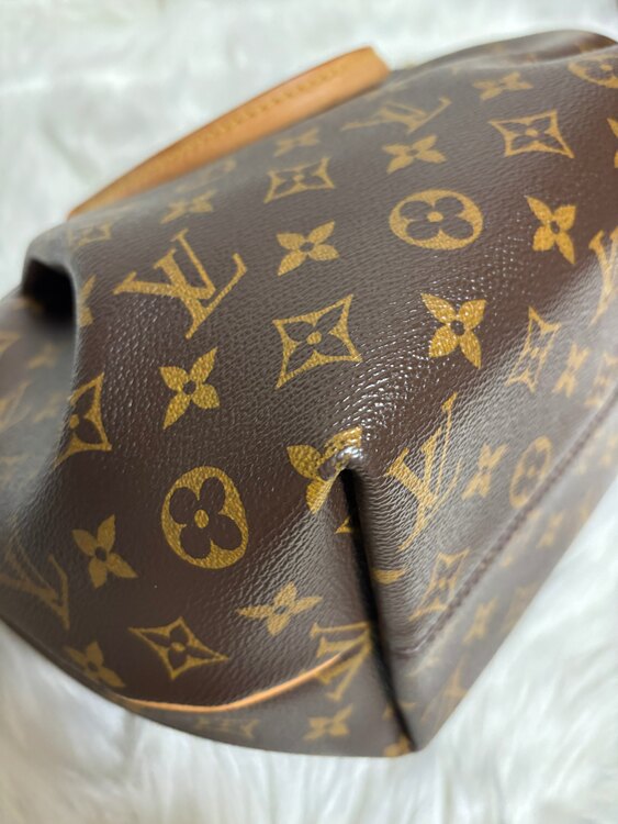 ルイヴィトン モノグラム ハンドバッグ　テュレンMM トートバッグ（ブランドバッグ）の商品画像 - 査定依頼日：2025年4月15日 - 最高査定価格：110,000円