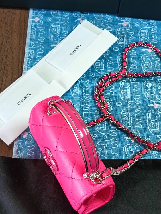 2024年クルーズ限定品 マイクロマトラッセ　トップハンドル　ショルダーバッグ（ブランドバッグ）の商品画像 - 査定依頼日：2025年11月21日 - 最高査定価格：270,000円