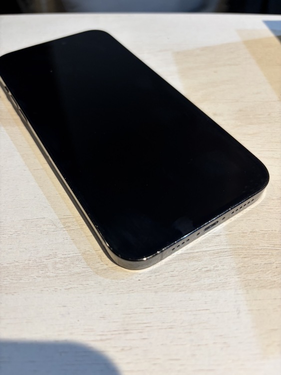 iPhone 14 Pro Max 256GB au（スマホ）の商品画像 - 査定依頼日：2026年4月11日 - 最高査定価格：67,000円