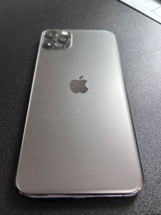 iPhone（スマホ）の商品画像 - 査定依頼日：2026年7月31日 - 最高査定価格：25,500円