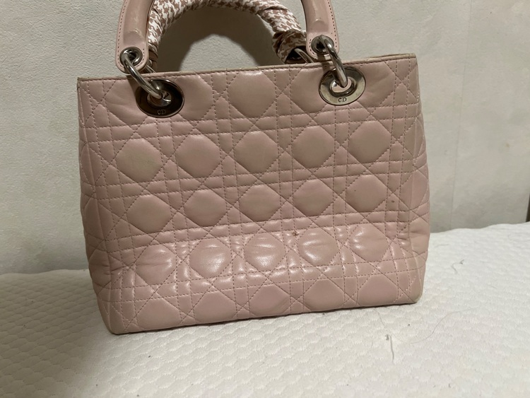 レディディオール（ブランドバッグ）の商品画像 - 査定依頼日：2025年6月25日 - 最高査定価格：90,000円