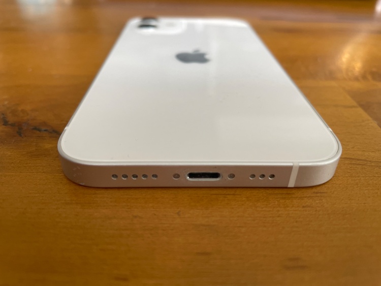 iPhone 12 256GB SIMフリー（スマホ）の商品画像 - 査定依頼日：2026年5月1日 - 最高査定価格：26,000円