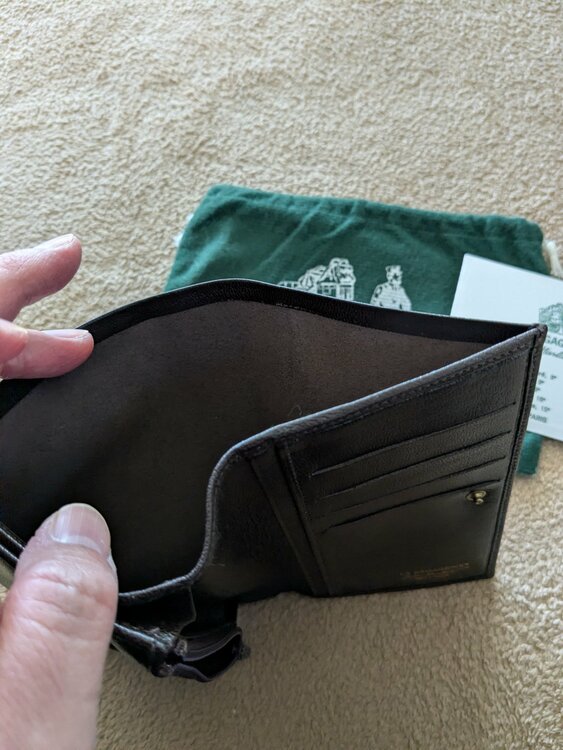 ラガバジェ（ブランド財布・小物）の商品画像 - 査定依頼日：2026年1月11日 - 最高査定価格：3,000円