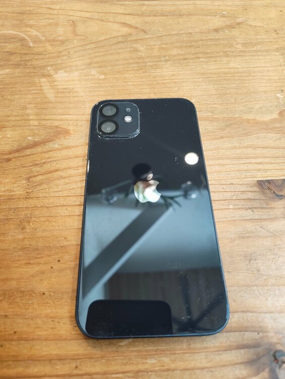 iPhone iPhone 12 128GB Softbank（スマホ）の商品画像 - 査定依頼日：2026年8月30日 - 最高査定価格：14,500円