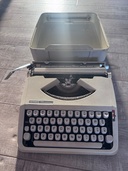 HERMES Baby エルメス ベビー ポータブルタイプライター ヴィンテージ 1967年（家電）の商品画像 - 査定依頼日：2026年7月25日 - 最高査定価格：18,000円