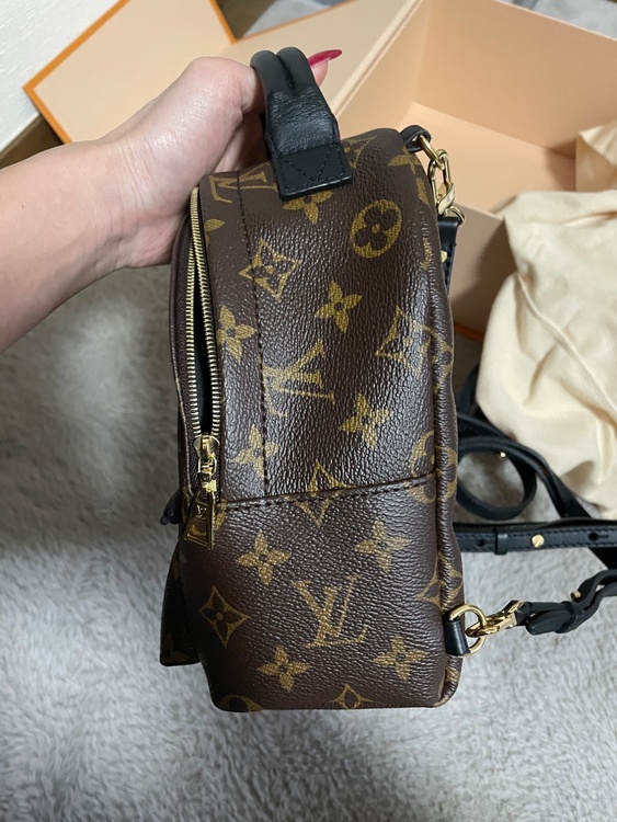 M44873（ブランドバッグ）の商品画像 - 査定依頼日：2026年3月30日 - 最高査定価格：210,000円