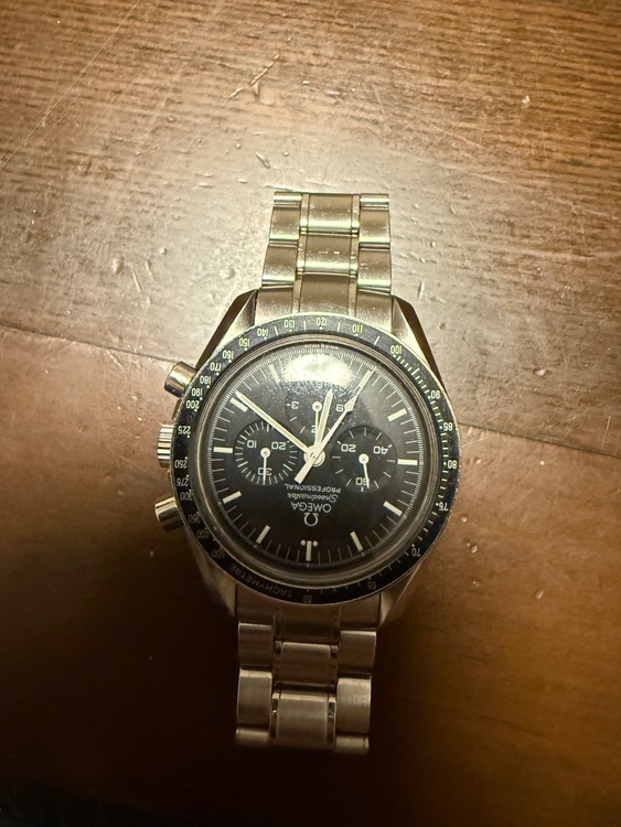 オメガ スピードマスター （高級時計）の商品画像 - 査定依頼日：2025年10月29日 - 最高査定価格：5,000,000円