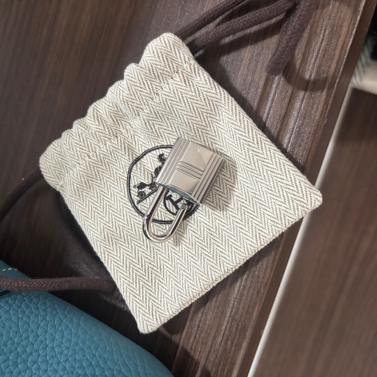 ピコタンmm ブルージーン（ブランドバッグ）の商品画像 - 査定依頼日：2026年1月20日 - 最高査定価格：520,000円