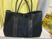 ガーデンパーティPM 黒 シルバー金具（ブランドバッグ）の商品画像 - 査定依頼日：2024年4月22日 - 最高査定価格：40,000円