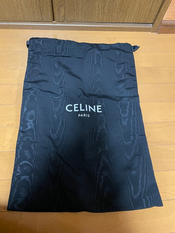 セリーヌ CELINE スモール バーティカル カバ トリオンフ トート（ブランドバッグ）の商品画像 - 査定依頼日：2025年10月26日 - 最高査定価格：100,000円