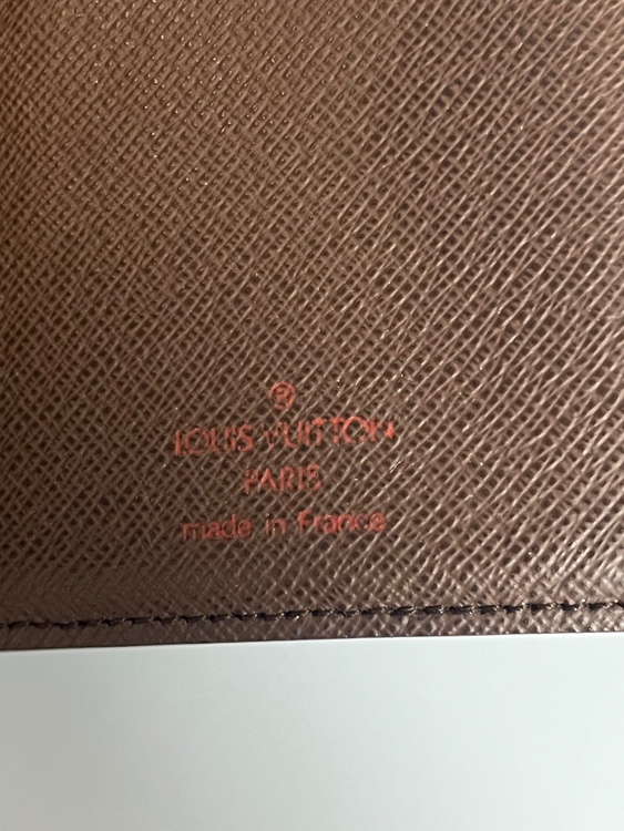 ダミエ　長財布　札入れ（ブランド財布・小物）の商品画像 - 査定依頼日：2026年3月8日 - 最高査定価格：999円