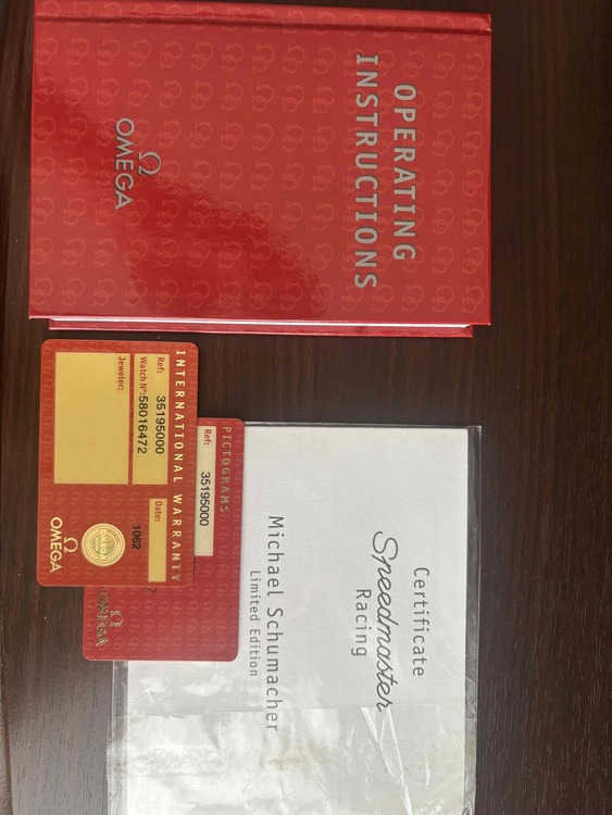 オメガ スピードマスター 3519-5（高級時計）の商品画像 - 査定依頼日：2025年3月23日 - 最高査定価格：350,000円