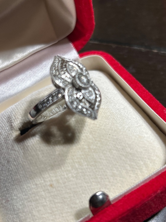 指輪（金・貴金属）の商品画像 - 査定依頼日：2025年10月7日 - 最高査定価格：200,000円