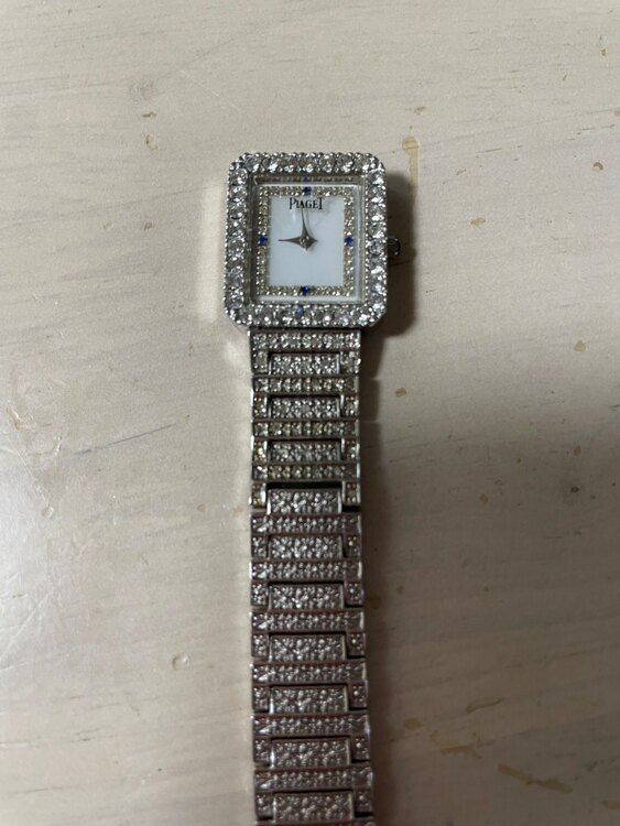 ピアジェ その他 585816（高級時計）の商品画像 - 査定依頼日：2025年5月22日 - 最高査定価格：700,000円