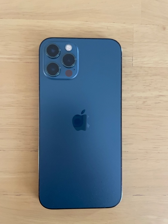 iPhone iPhone 12 Pro 128GB au（スマホ）の商品画像 - 査定依頼日：2026年6月6日 - 最高査定価格：13,000円
