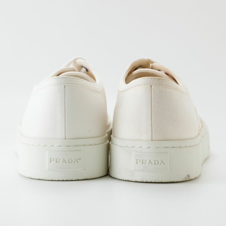 プラダ  （ブランドバッグ）の商品画像 - 査定依頼日：2025年5月1日 - 最高査定価格：41,000円