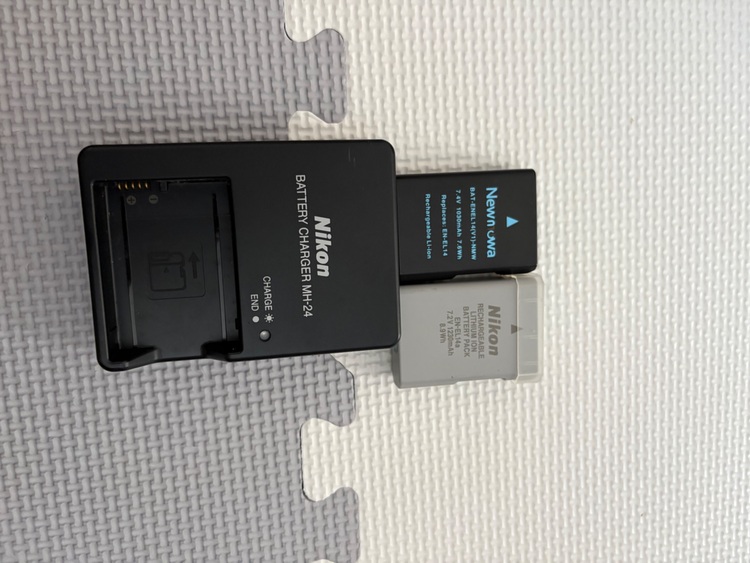 d5600 ダブルズームキット（カメラ）の商品画像 - 査定依頼日：2025年10月9日 - 最高査定価格：55,000円