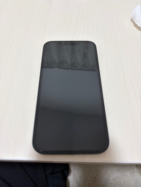 iPhone iPhone 14 256GB au（スマホ）の商品画像 - 査定依頼日：2026年9月21日 - 最高査定価格：51,000円
