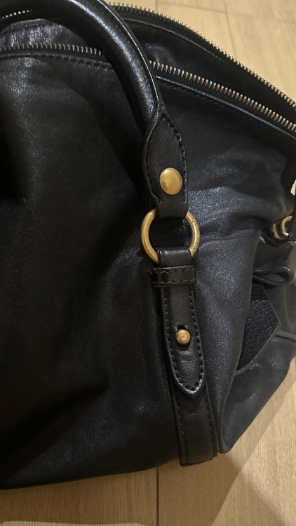 ミュウミュウ  （ブランドバッグ）の商品画像 - 査定依頼日：2025年8月13日 - 最高査定価格：50,000円