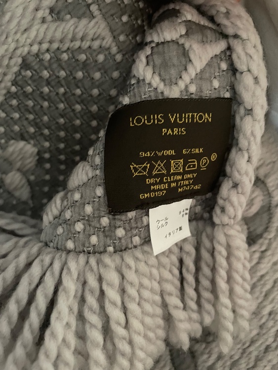 エシャルプロゴマニア（古着・ファッション）の商品画像 - 査定依頼日：2026年1月21日 - 最高査定価格：20,000円