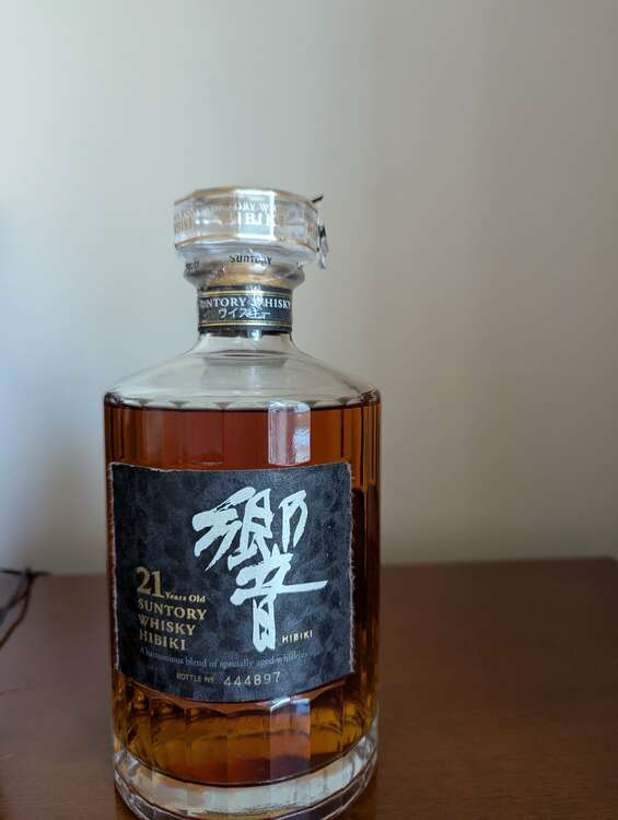 ウイスキー サントリー響 （お酒）の商品画像 - 査定依頼日：2025年3月23日 - 最高査定価格：35,000円