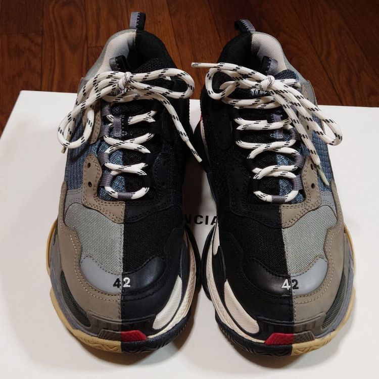 トリプルS（古着・ファッション）の商品画像 - 査定依頼日：2022年6月25日