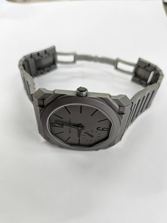 ブルガリ オクト BGO40C14TTXTAUTO（高級時計）の商品画像 - 査定依頼日：2025年10月2日 - 最高査定価格：1,200,000円