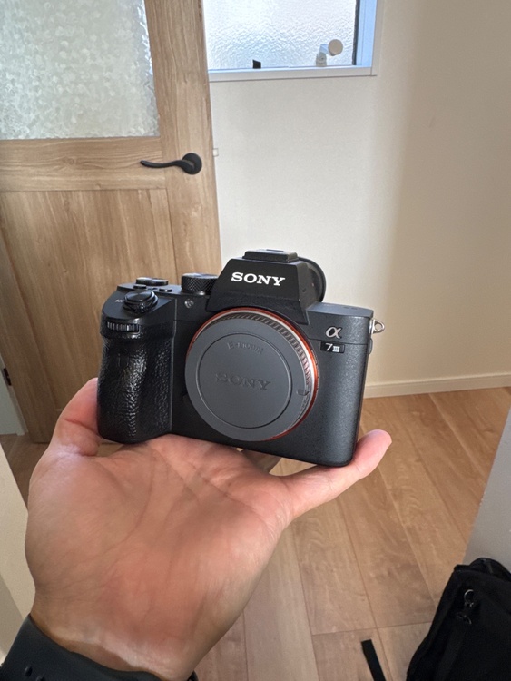 ILCE-7M3（カメラ）の商品画像 - 査定依頼日：2026年3月1日 - 最高査定価格：79,100円