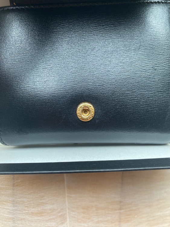 ホースピット二つ折り財布（ブランド財布・小物）の商品画像 - 査定依頼日：2025年9月22日 - 最高査定価格：12,000円