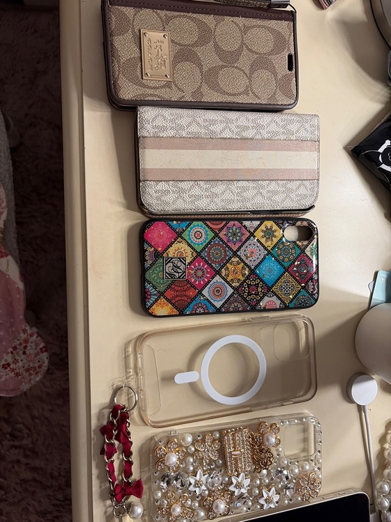 iPhone 12 64GB au（スマホ）の商品画像 - 査定依頼日：2026年4月19日 - 最高査定価格：25,000円