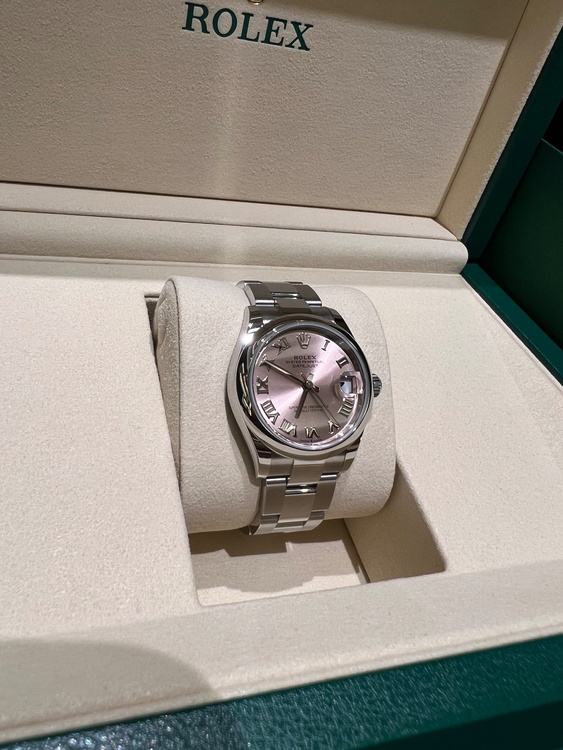 ロレックス デイトジャスト 27824（高級時計）の商品画像 - 査定依頼日：2025年12月9日 - 最高査定価格：1,220,000円