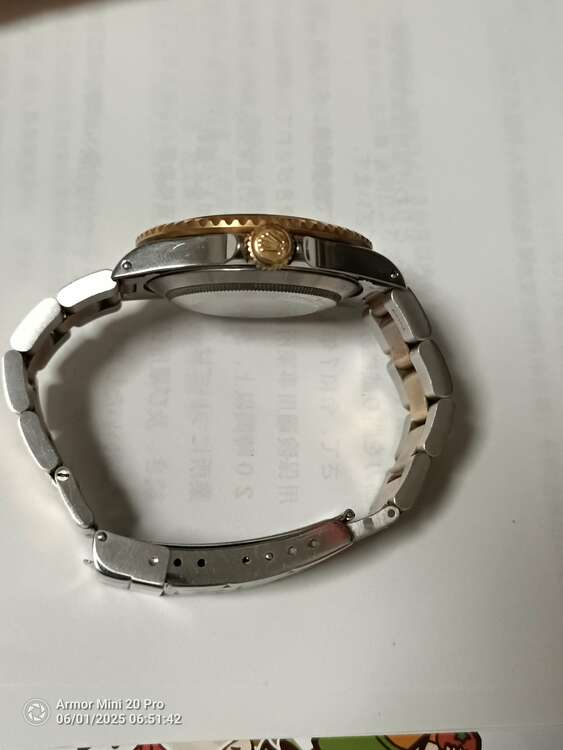 ロレックス サブマリーナー （高級時計）の商品画像 - 査定依頼日：2025年6月1日 - 最高査定価格：1,600,000円